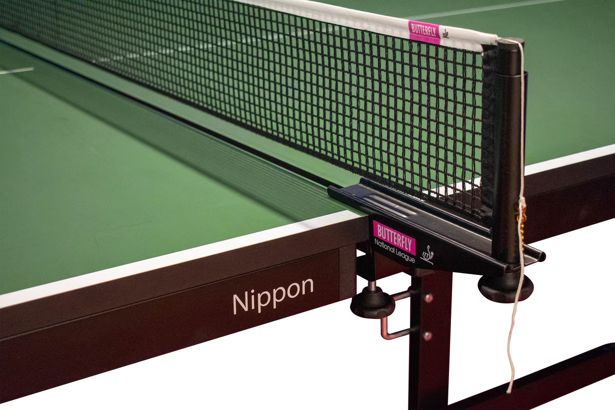 Butterfly Nippon 22 Table Tennis Table with net