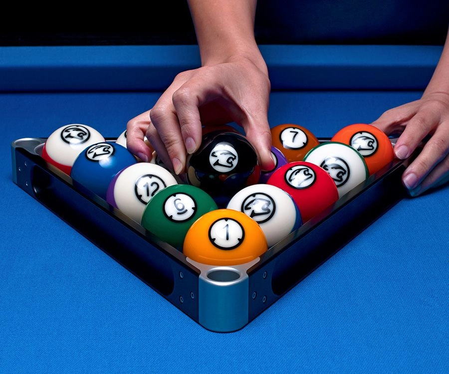 Predator Arcos II Pool Ball Set 2.25"